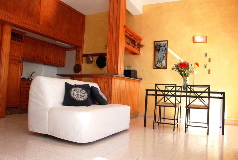 Caleta Los Roques Fasnia Ngoại thất bức ảnh